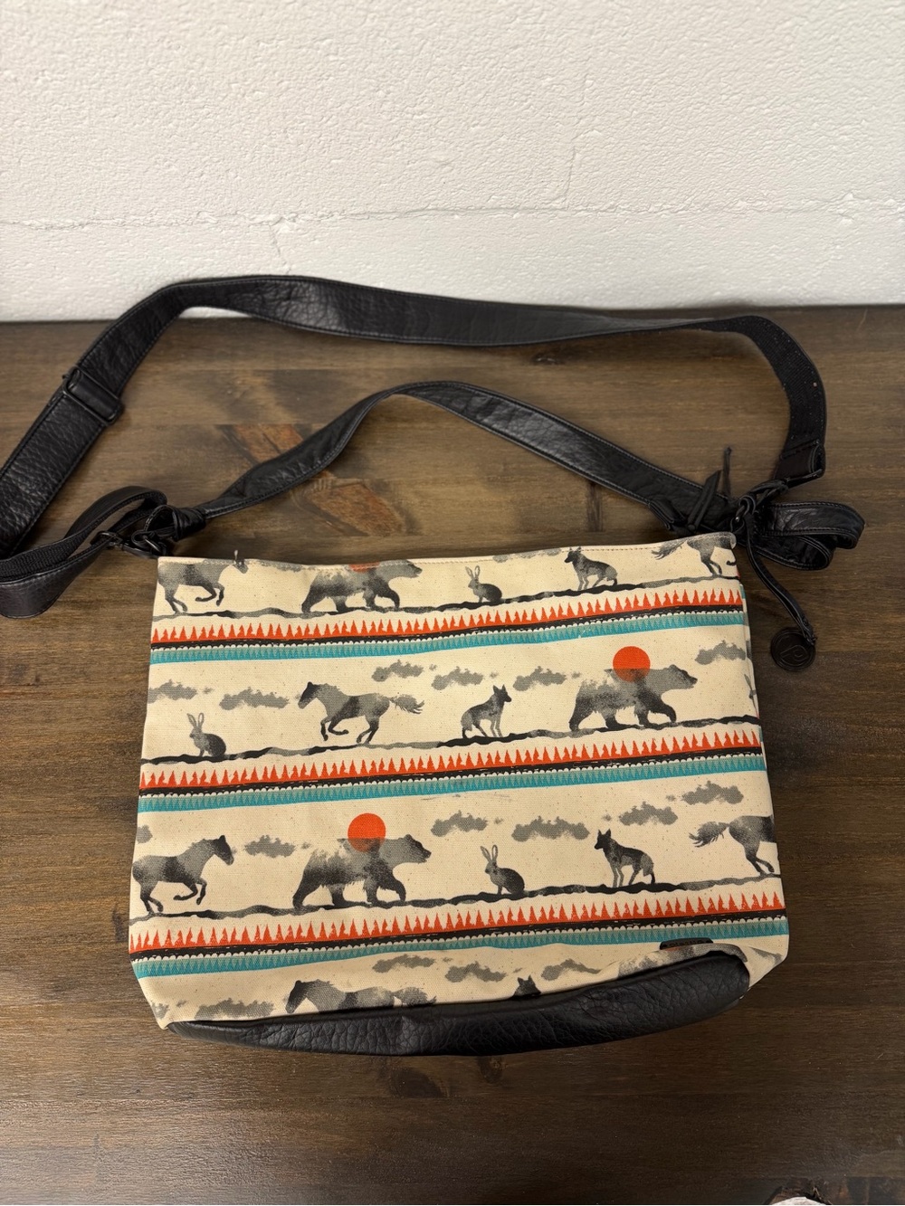Pistil Tote with Animals